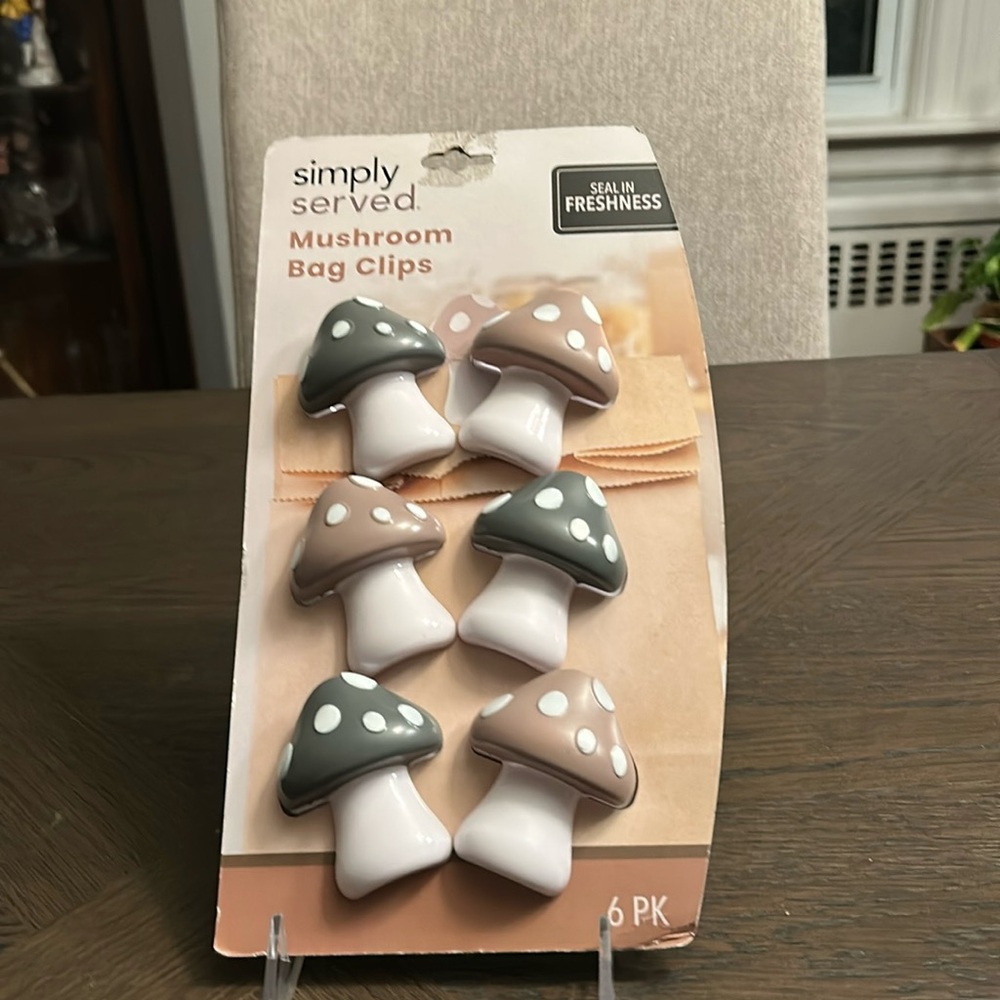 Mushroom Bag Clips - Gray and Brown